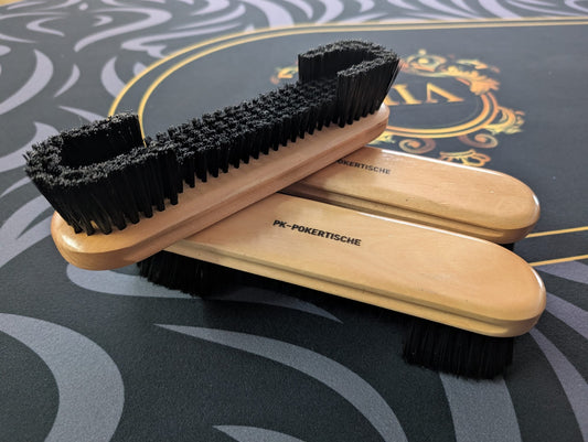 Pokertisch Bürste