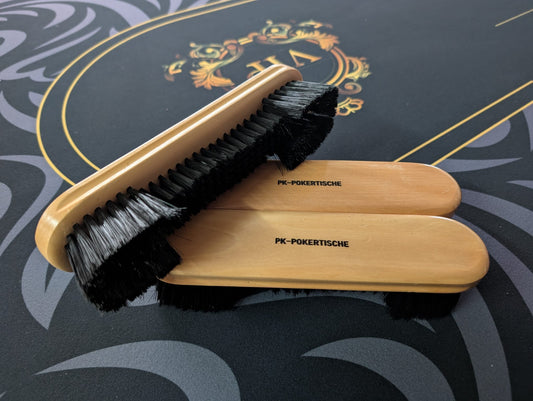 Pokertisch Bürste
