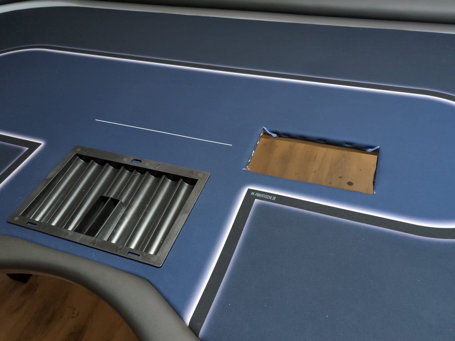 Abdeckung für Karten Mischmaschinen